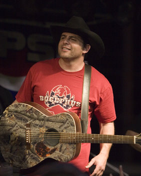 Rhett Akins